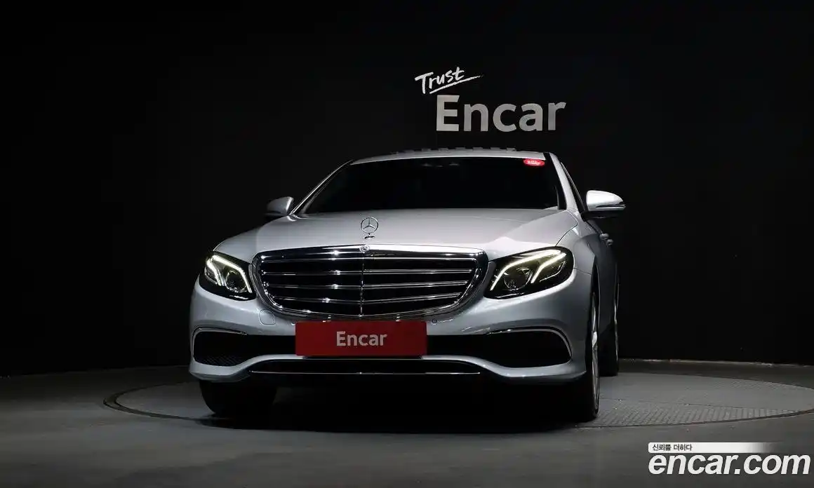 Mercedes-Benz E-Class 2017 1.9 гидро в Москве № 592633, фото 3