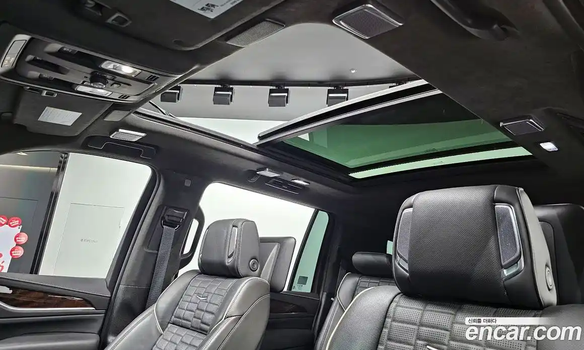 Cadillac Escalade 2022 6.2 гидро в Москве № 611583, фото 18