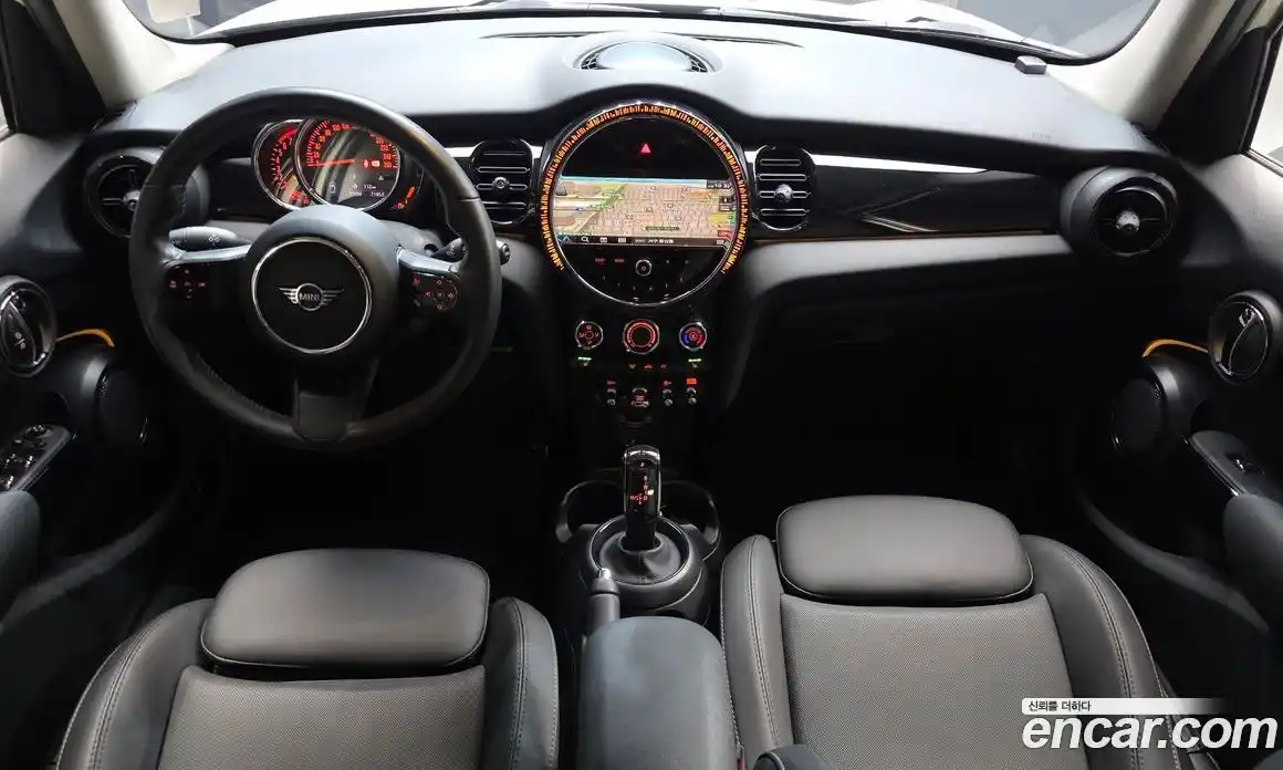 Mini Cooper 2022 1.5 гидро в Москве № 627845, фото 7