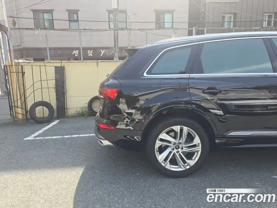 Audi Q7 2022 3.0 гидро в Москве, фото 17