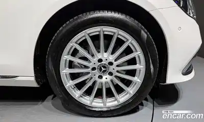 Mercedes-Benz E-Class 2022 2.0 гидро, миниатюра 5