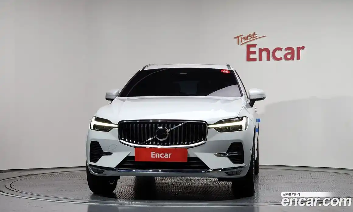 Volvo XC60 2024 2.0 гидро в Москве № 765439, фото 3