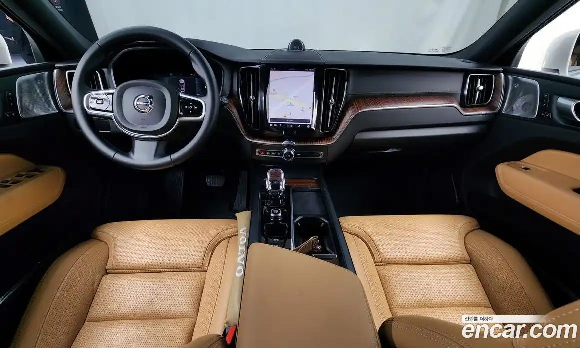 Volvo XC60 2024 2.0 гидро в Москве № 765439, фото 7