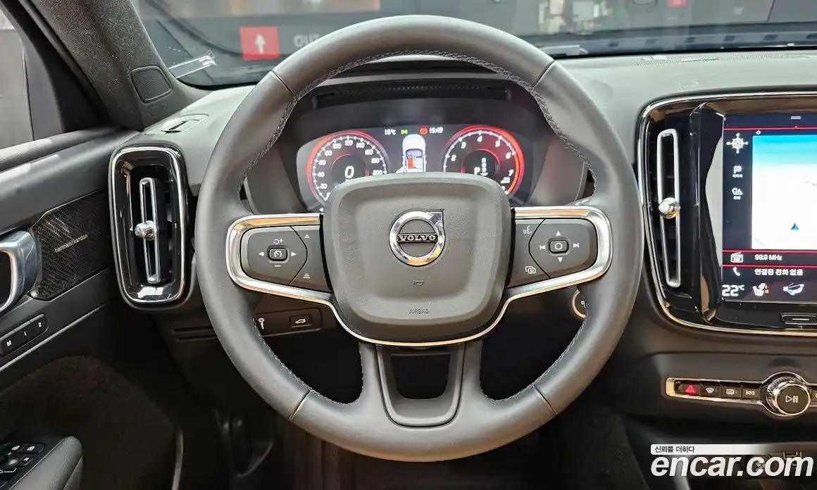 Volvo XC40 2021 2.0 гидро в Москве № 765444, фото 13