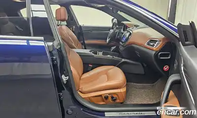Maserati Ghibli 2019 3.0 гидро в Москве № 765808, миниатюра 11