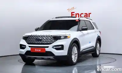 Ford Explorer, 2023