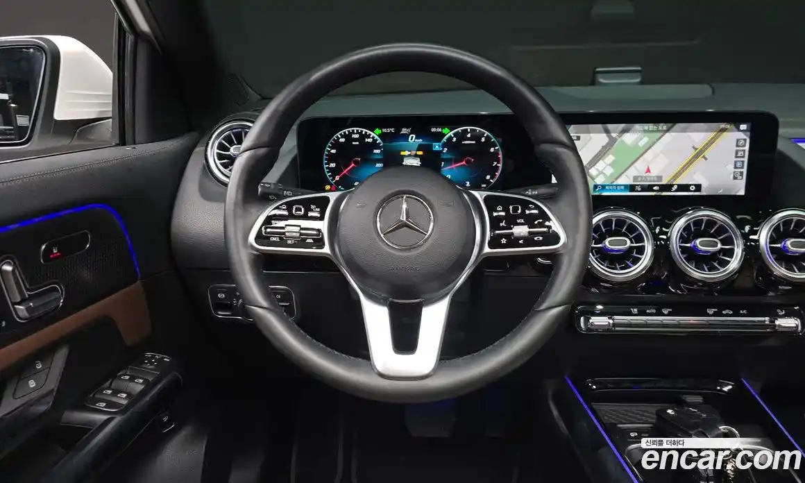 Mercedes-Benz GLA-Class 2021 2.0 гидро в Москве, фото 13