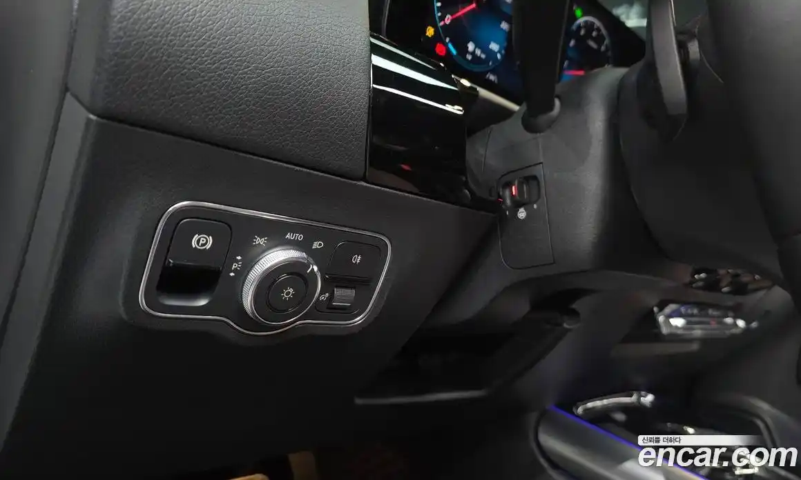 Mercedes-Benz GLA-Class 2021 2.0 гидро в Москве, фото 14
