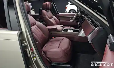 Land Rover Range-Rover 2025 4.4 гидро в Москве № 824643, миниатюра 10