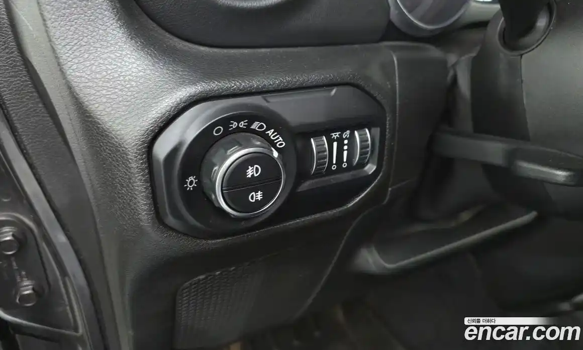 Jeep Wrangler 2019 2.0 гидро в Москве № 826575, фото 19