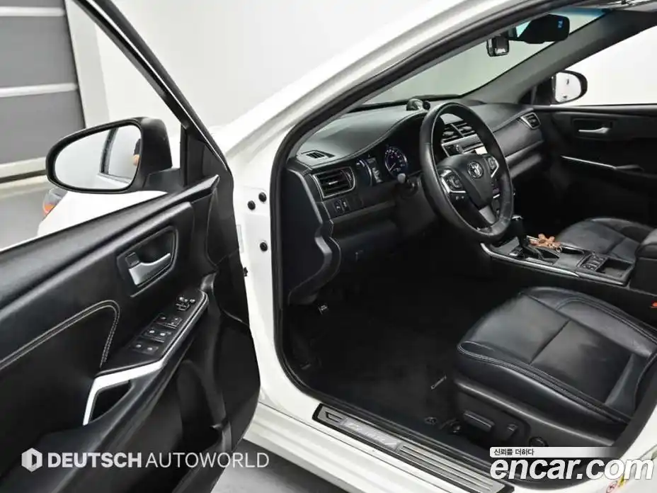 Toyota Camry 2017 2.5 гидро в Москве № 863054, фото 11