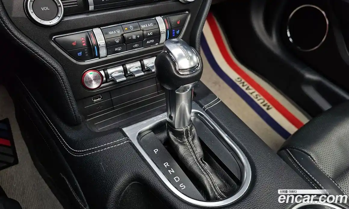 Ford Mustang 2019 2.3 гидро в Москве № 863198, фото 9
