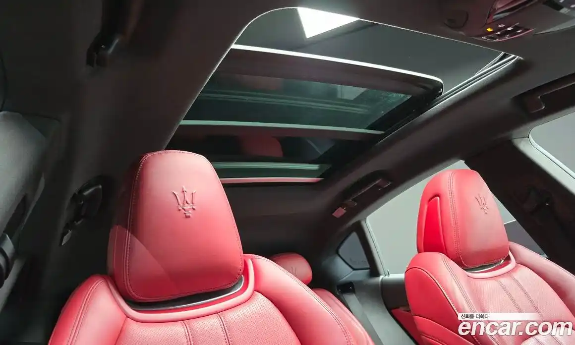 Maserati Levante 2017 3.0 гидро в Москве № 863416, фото 19