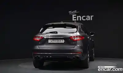 Maserati Levante 2017 3.0 гидро в Москве № 863416, миниатюра 4
