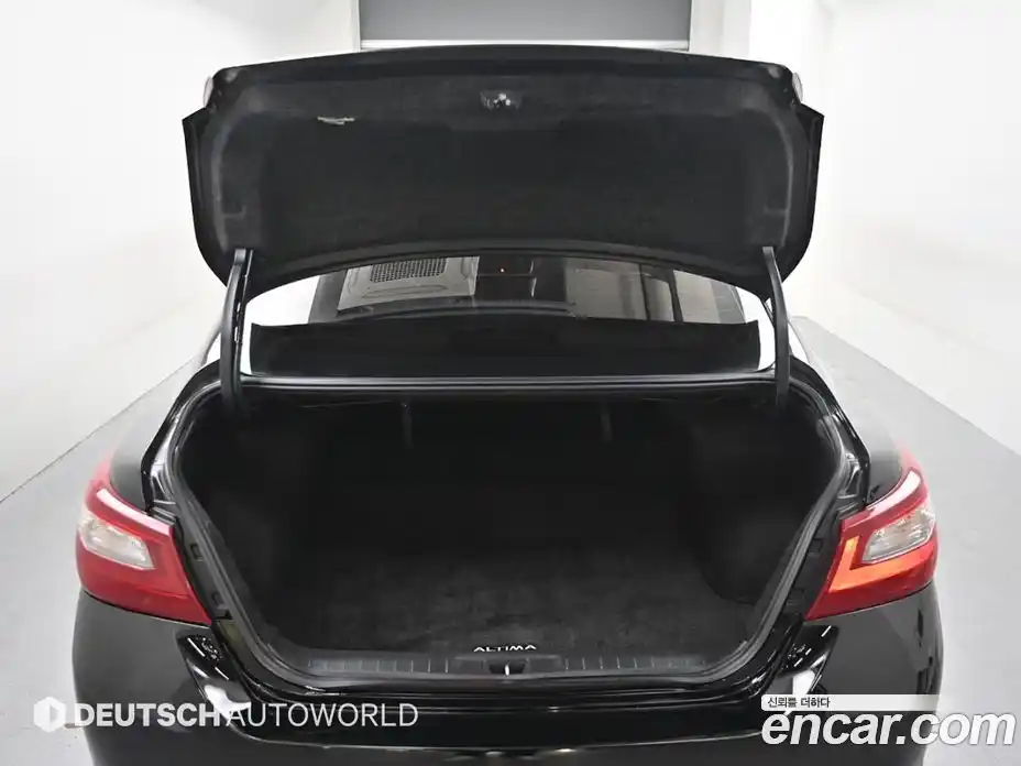 Nissan Altima 2018 2.5 гидро в Москве № 863620, фото 19