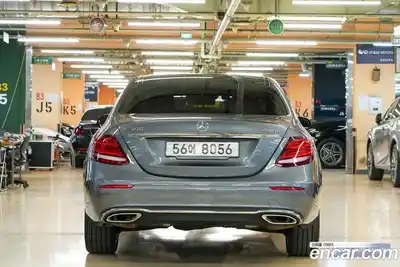 Mercedes-Benz E-Class 2019 2.0 гидро, миниатюра 4