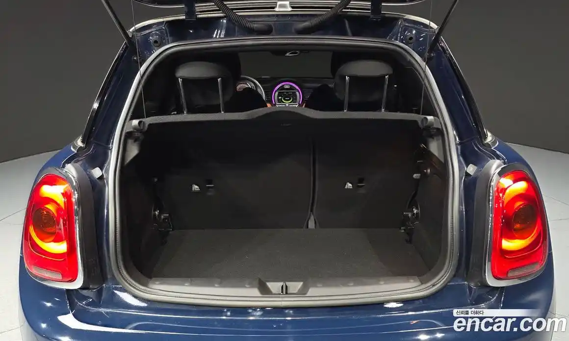 Mini Cooper 2016 1.5 гидро в Москве № 895336, фото 19