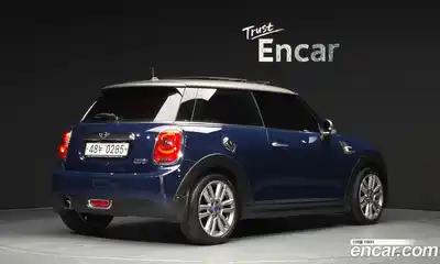 Mini Cooper 2016 1.5 гидро в Москве № 895336, миниатюра 2