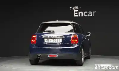 Mini Cooper 2016 1.5 гидро в Москве № 895336, миниатюра 4