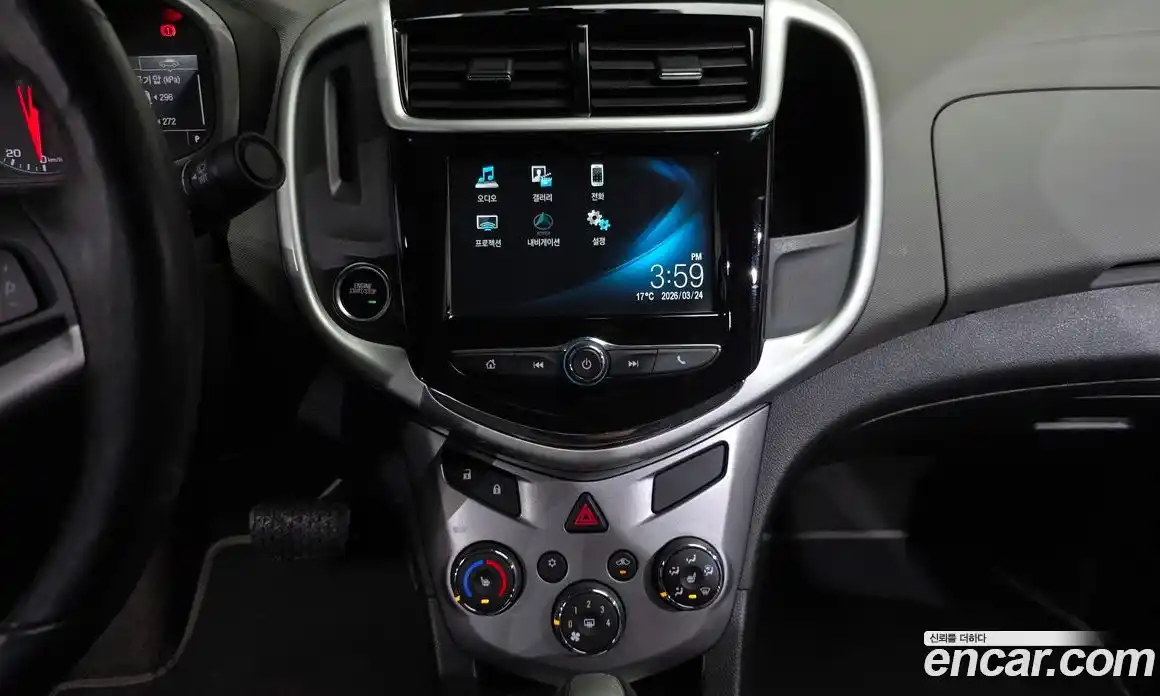 Chevrolet Aveo 2016 1.4 Автомат в Москве № 935441, фото 13