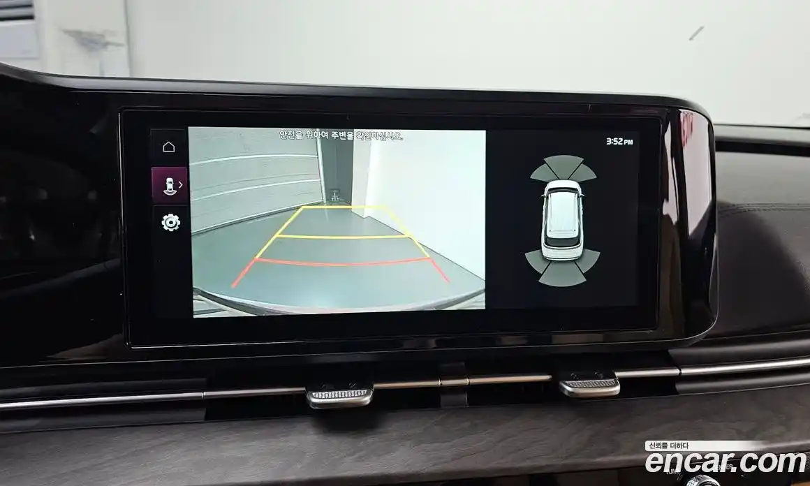 Kia Canival 2023 3.5 Автомат в Москве № 972618, фото 14