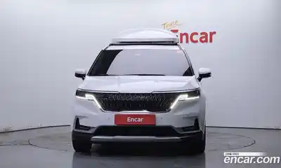 Kia Canival 2023 3.5 Автомат в Москве № 972618, миниатюра 2