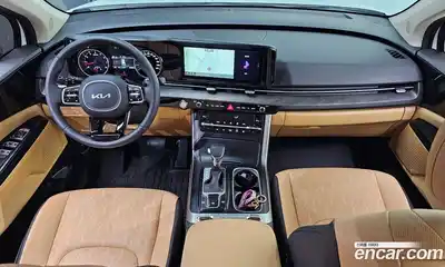 Kia Canival 2023 3.5 Автомат в Москве № 972618, миниатюра 6