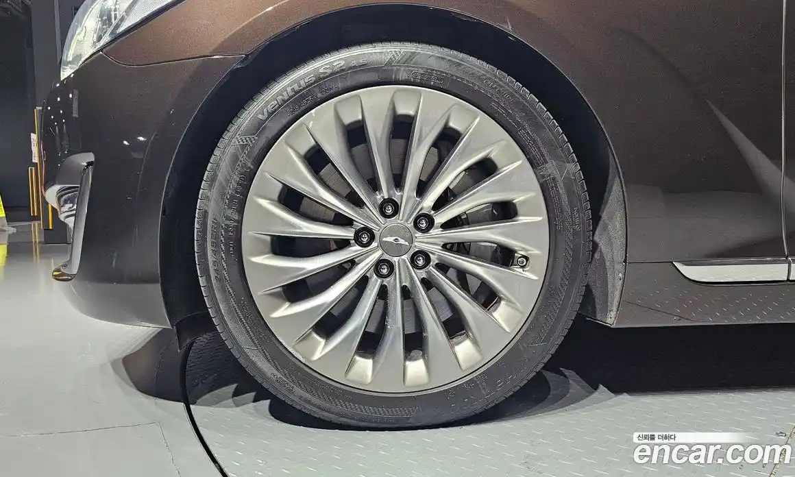 Genesis EQ900 2018 3.3 Автомат в Москве № 973315, фото 5