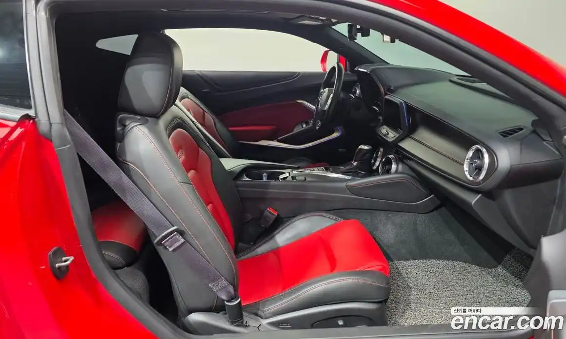 Chevrolet Camaro 2017 6.2 Автомат в Москве № 974847, фото 11