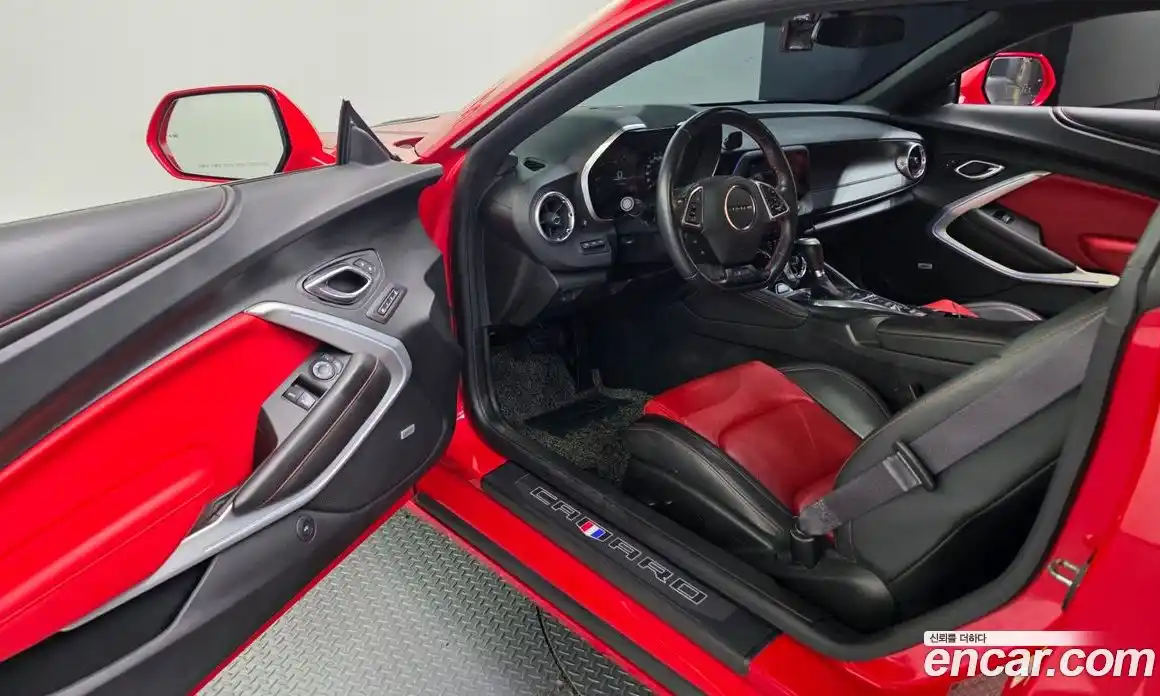 Chevrolet Camaro 2017 6.2 Автомат в Москве № 974847, фото 10