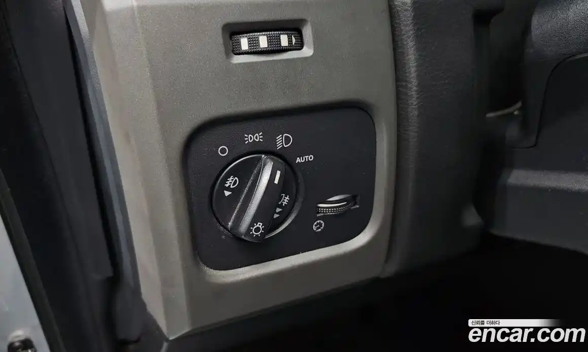 Land Rover Discovery 2006 4.0 гидро в Москве № 975697, фото 18