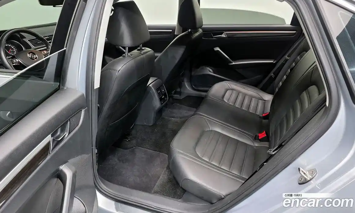 Volkswagen Passat 2018 2.0 гидро в Москве № 976109, фото 12