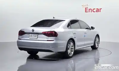 Volkswagen Passat 2018 2.0 гидро в Москве № 976109, миниатюра 2