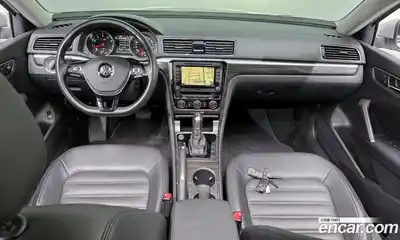 Volkswagen Passat 2018 2.0 гидро в Москве № 976109, миниатюра 7