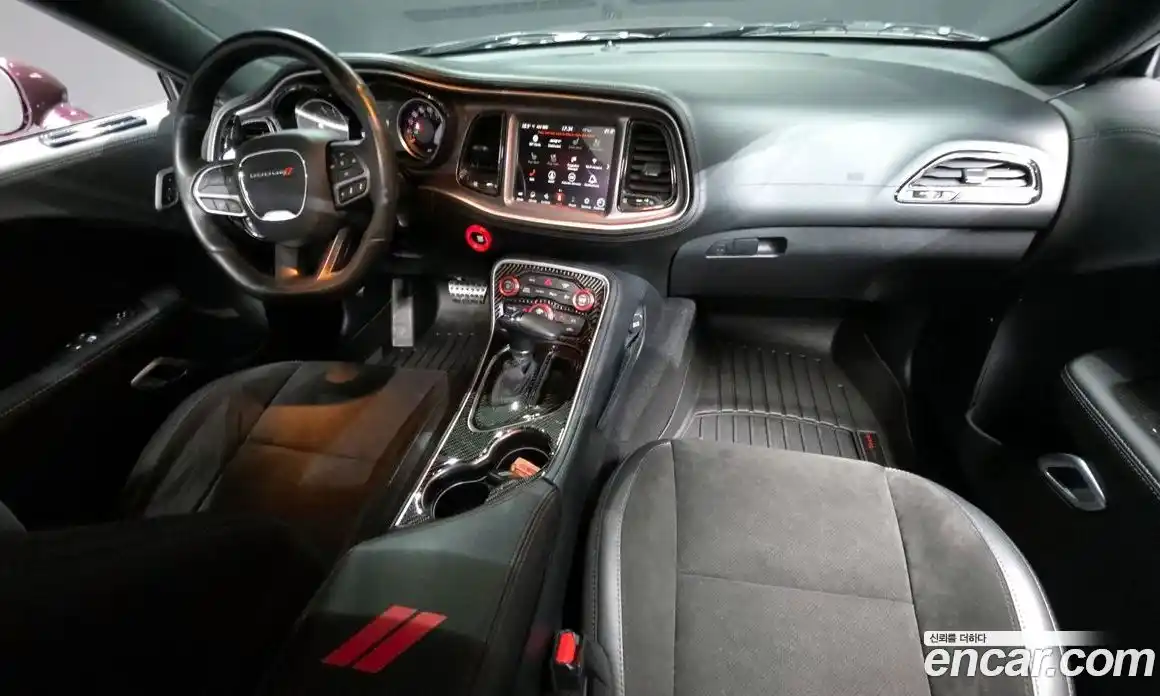 Dodge Challenger 2021 6.4 гидро в Москве № 976721, фото 7