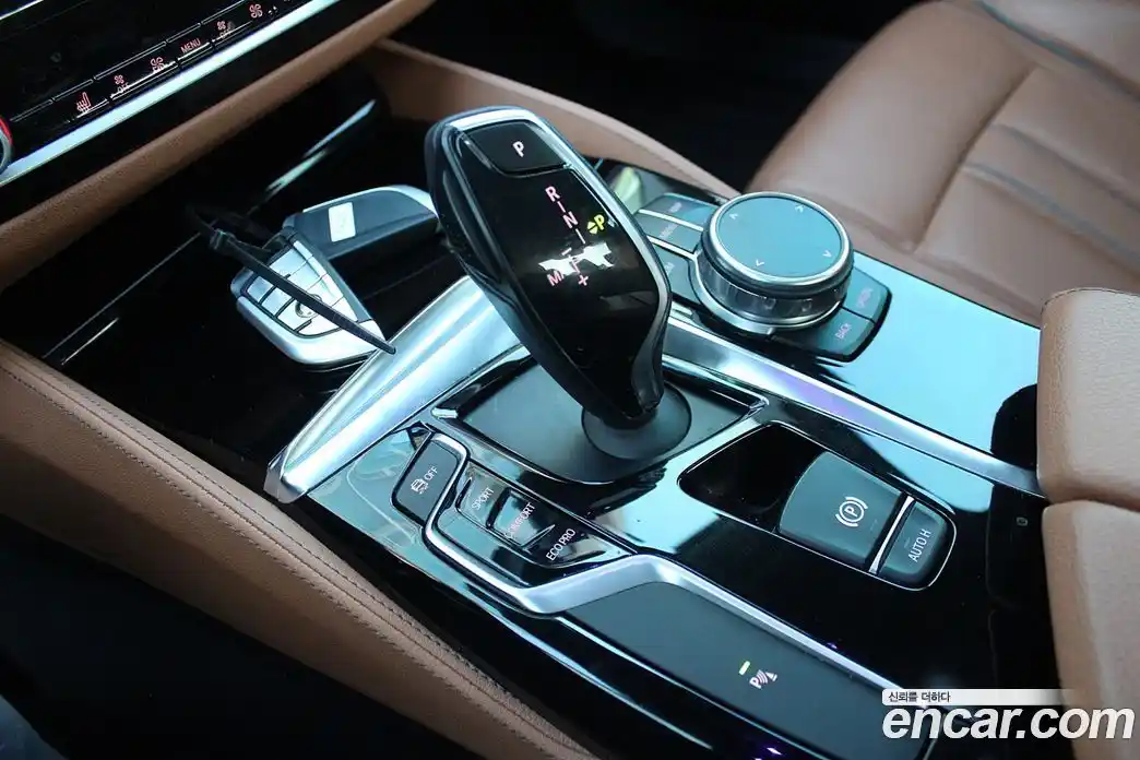 BMW 5-Series 2018 2.0 Автомат в Москве № 1004803, фото 13