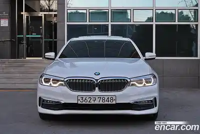 BMW 5-Series 2018 2.0 Автомат в Москве № 1004803, миниатюра 2