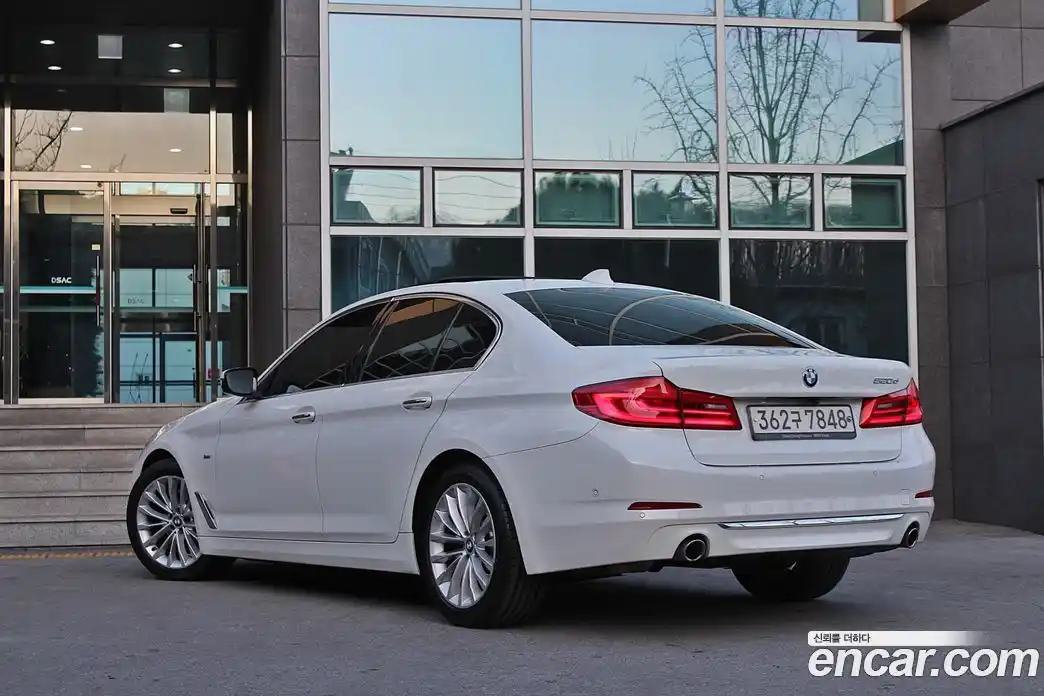 BMW 5-Series 2018 2.0 Автомат в Москве № 1004803, фото 5