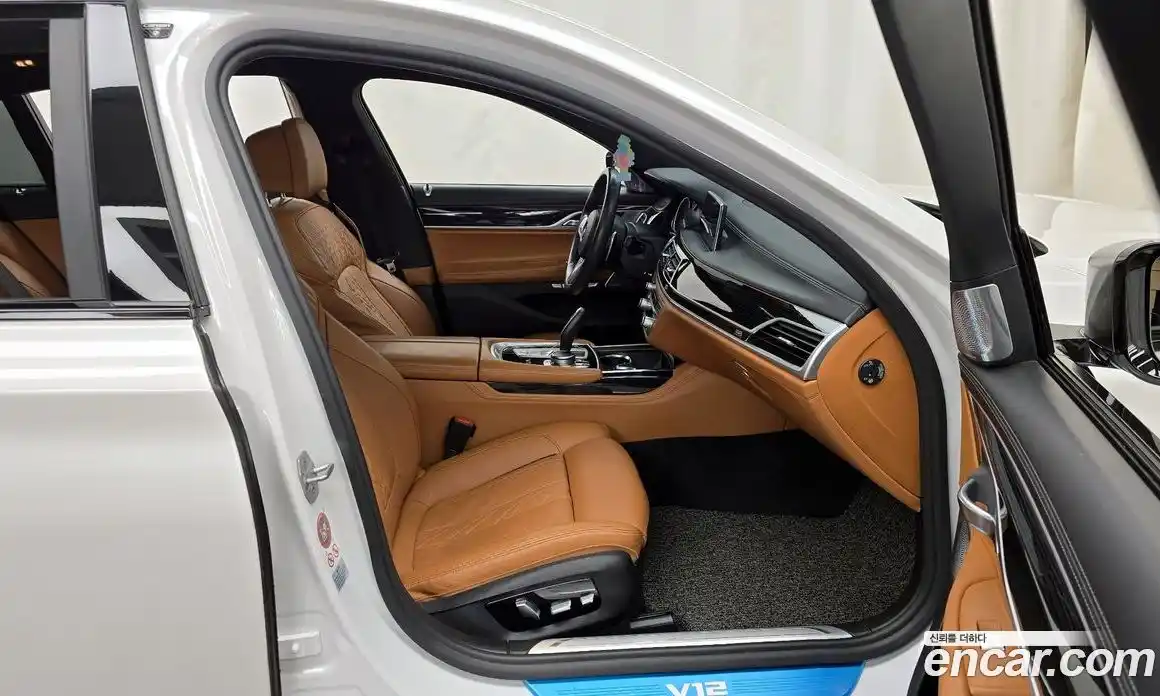 BMW 7-Series 2017 6.6 Автомат в Москве № 1004893, фото 11