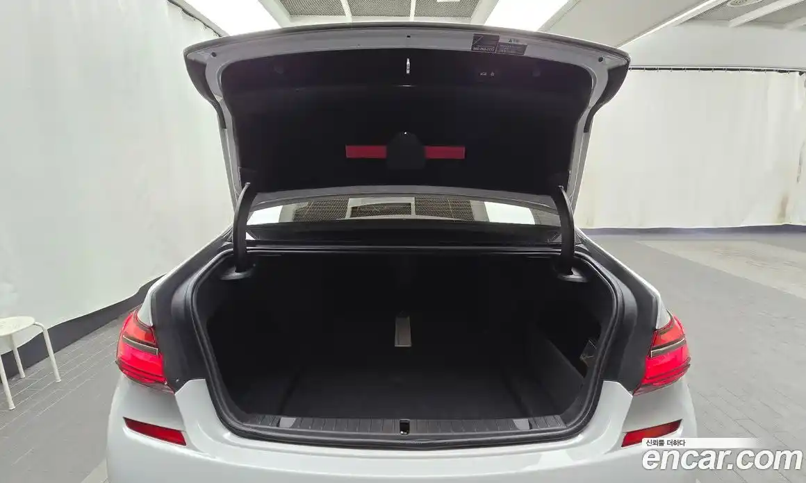 BMW 7-Series 2017 6.6 Автомат в Москве № 1004893, фото 20