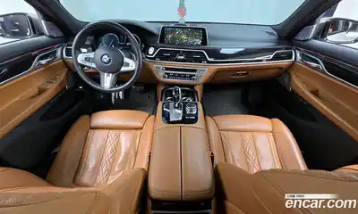 BMW 7-Series 2017 6.6 Автомат в Москве № 1004893, миниатюра 7