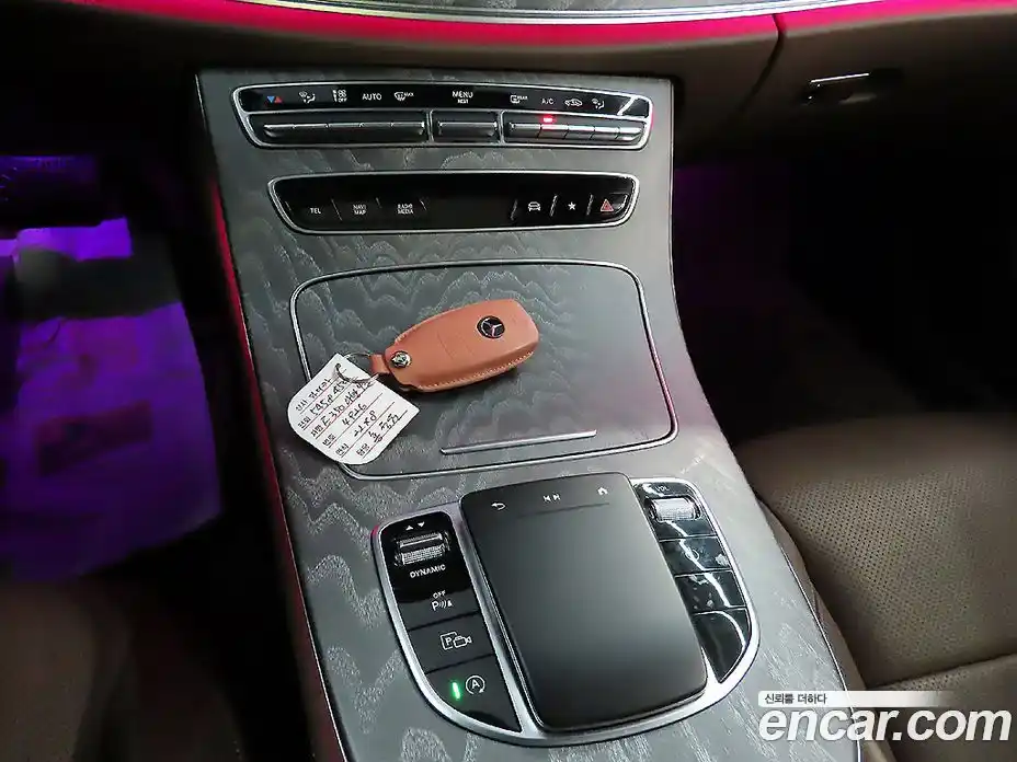 Mercedes-Benz E-Class 2022 2.0 гидро, фото 11