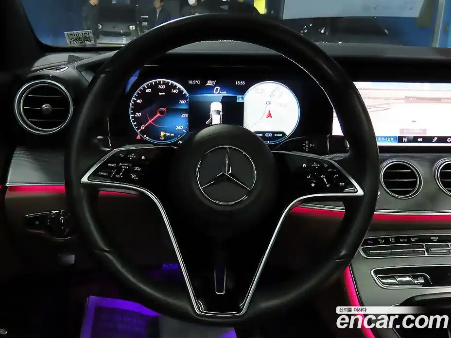 Mercedes-Benz E-Class 2022 2.0 гидро, фото 8