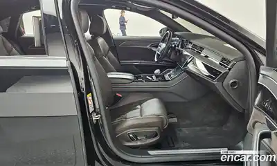 Audi A8 2023 3.0 гидро в Москве № 1007173, миниатюра 11