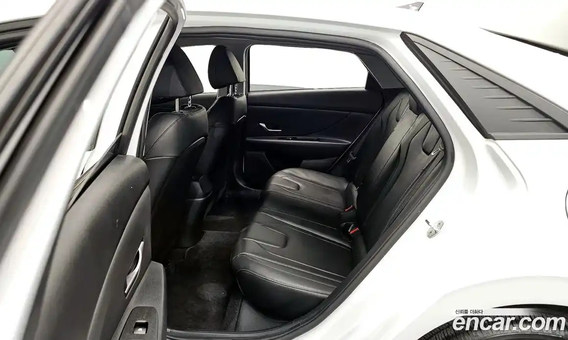 Hyundai Avante 2021 1.6 Автомат в Москве № 1007488, фото 11