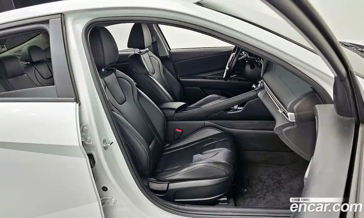 Hyundai Avante 2021 1.6 Автомат в Москве № 1007488, фото 13