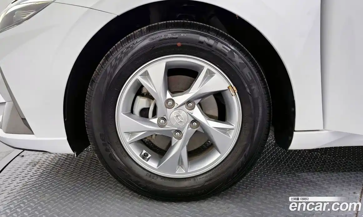 Hyundai Avante 2021 1.6 Автомат в Москве № 1007488, фото 5