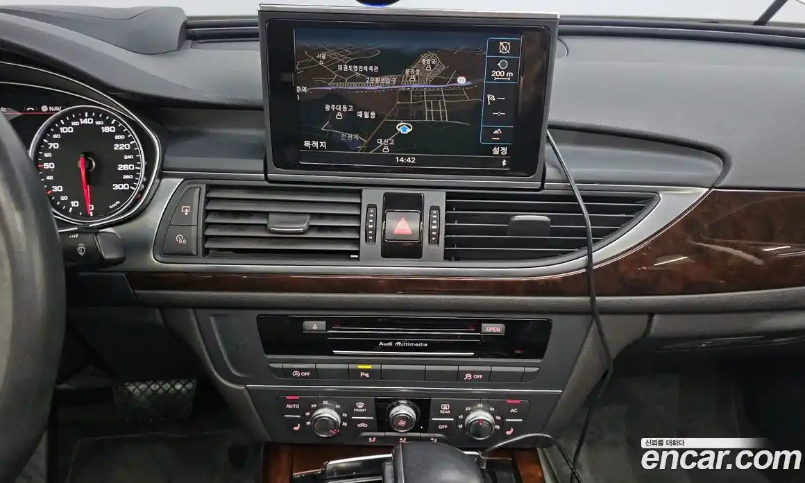 Audi A6 2013 2.0 Автомат в Москве № 1008204, фото 14