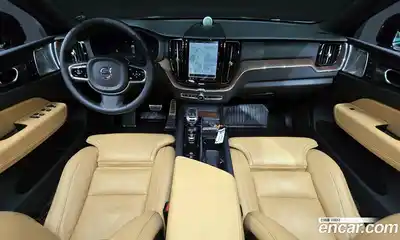 Volvo XC60 2023 2.0 гидро в Москве № 1008680, миниатюра 6