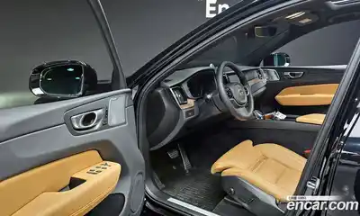 Volvo XC60 2023 2.0 гидро в Москве № 1008680, миниатюра 10